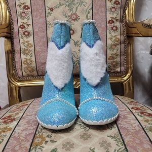 Irregular Choice Bee Delicious